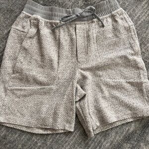Lululemon At Ease Short 7’’